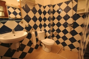 Double Room Bathroom