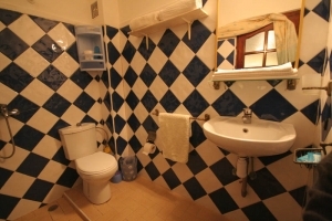 Triple Room Bathroom